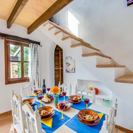Holiday home Traditional Near *